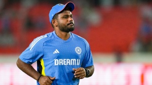 Asia Cup 2025: Can Sanju Samson Edge Out Jitesh Sharma in Middle-Order Battle? Experts Weigh In
Hoặc:
Samson vs. Jitesh: Who Will Secure India's Middle-Order Wicketkeeper Spot in Asia Cup?
